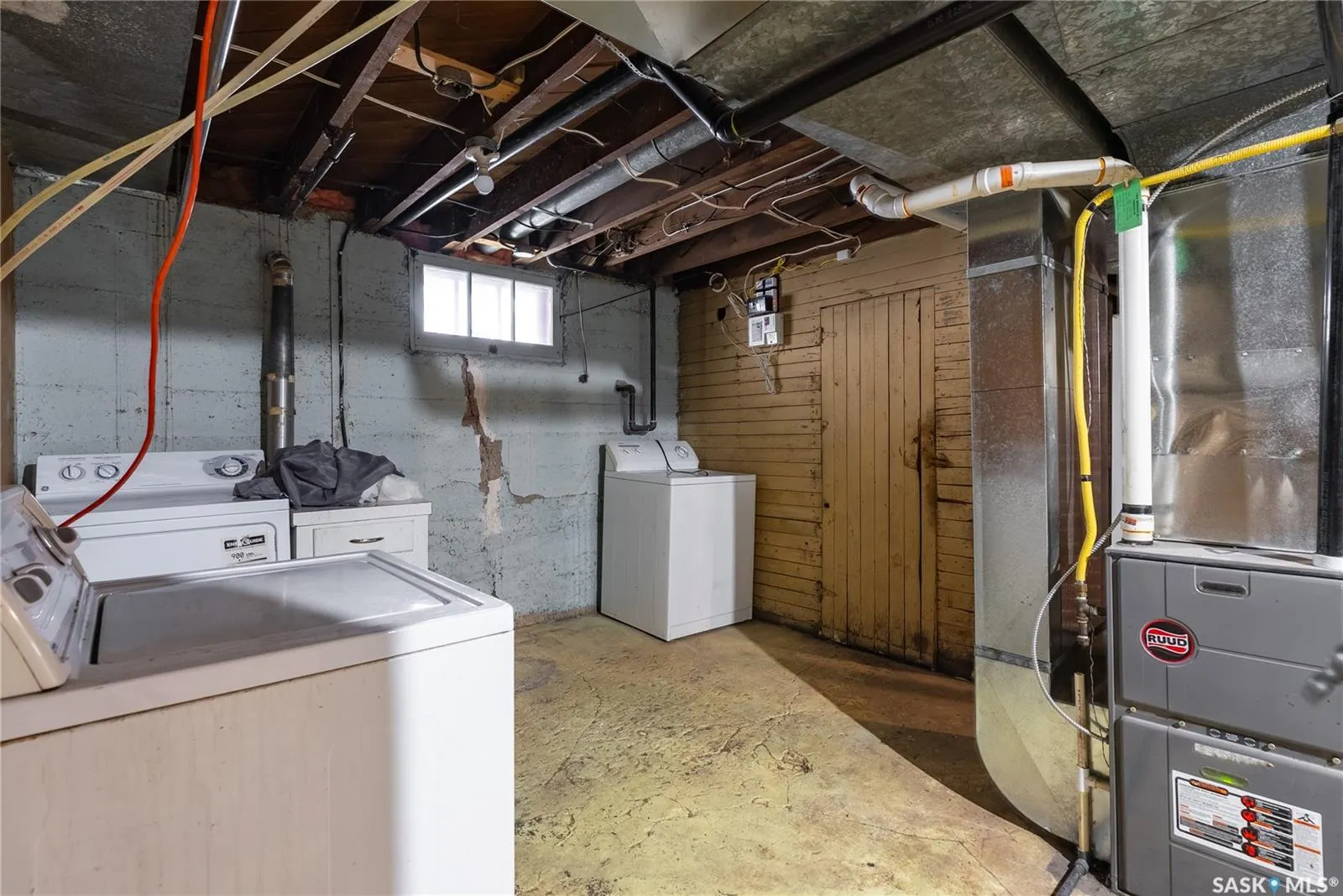 107 28th STREET W