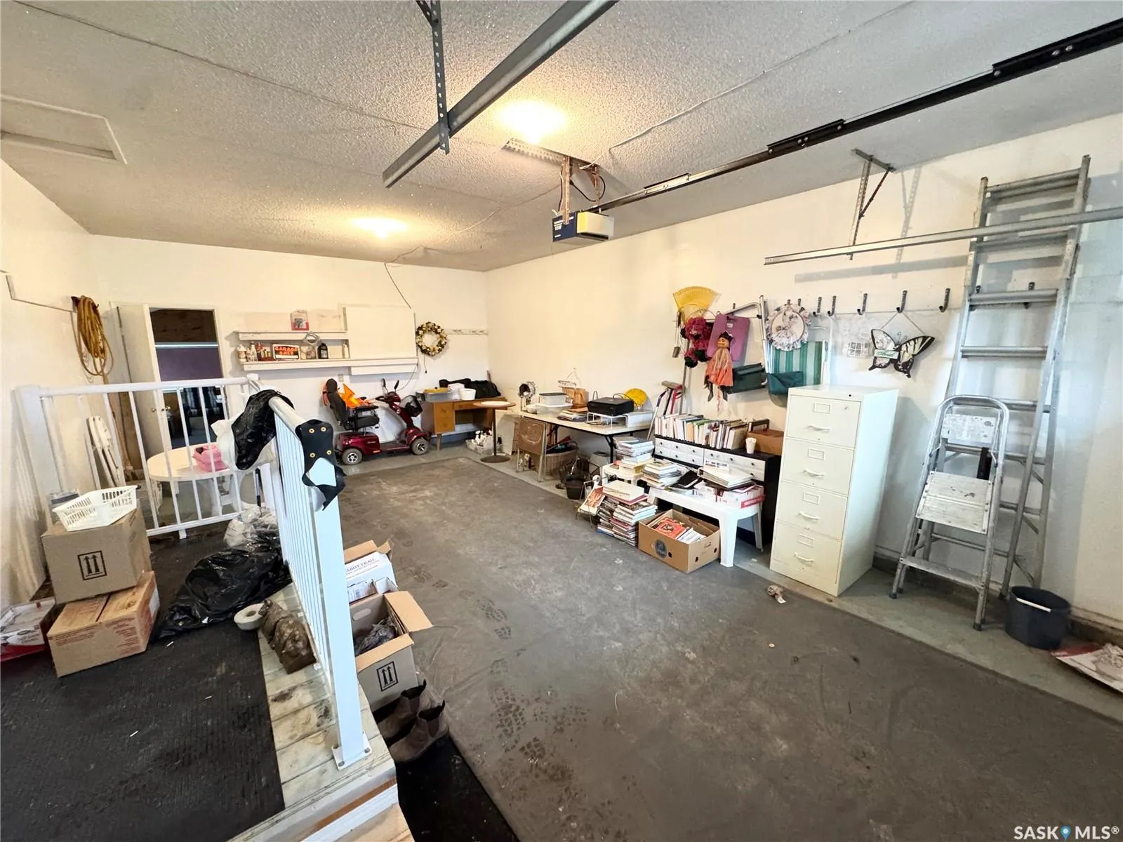 702 Portage AVENUE
