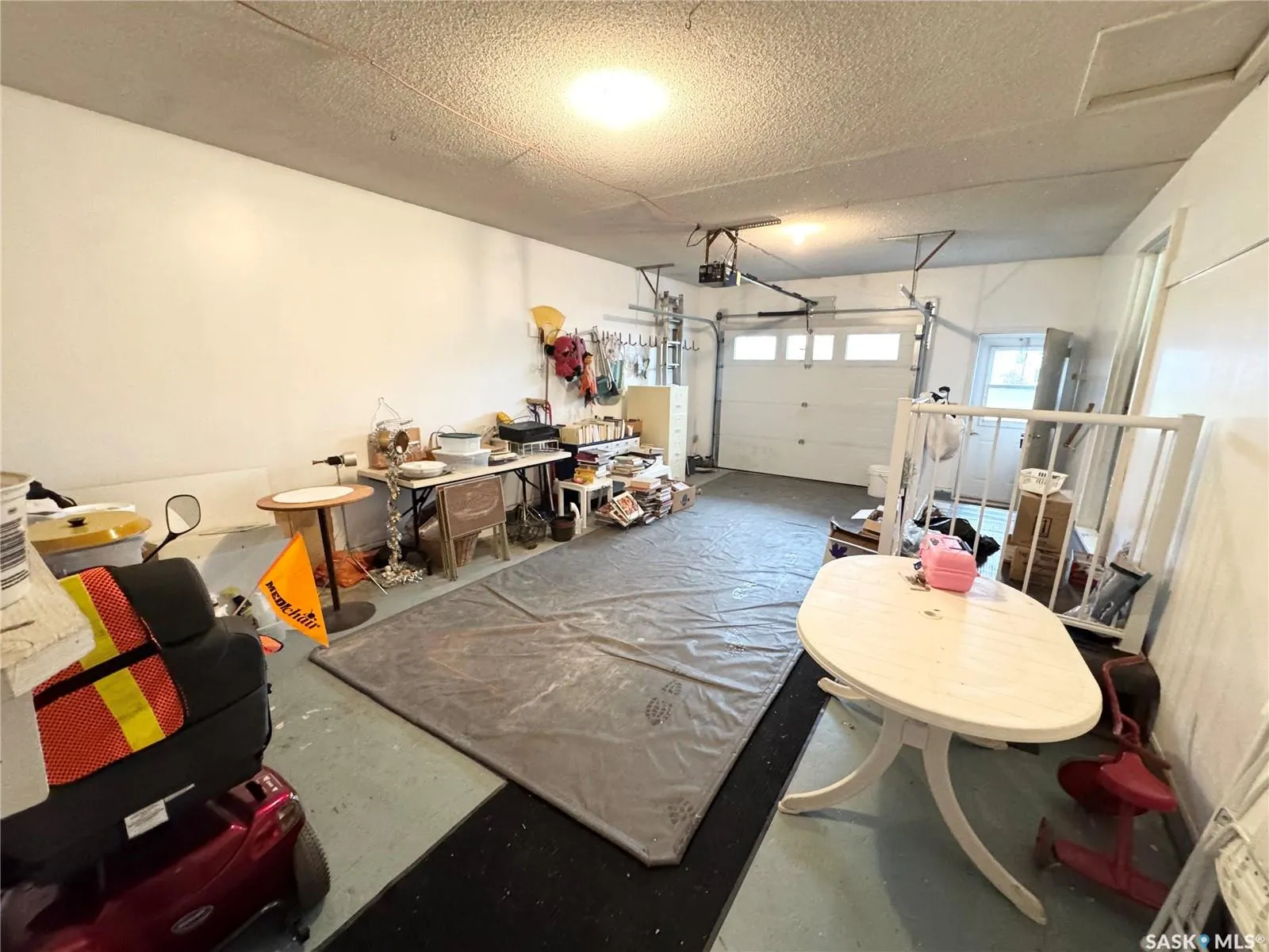 702 Portage AVENUE