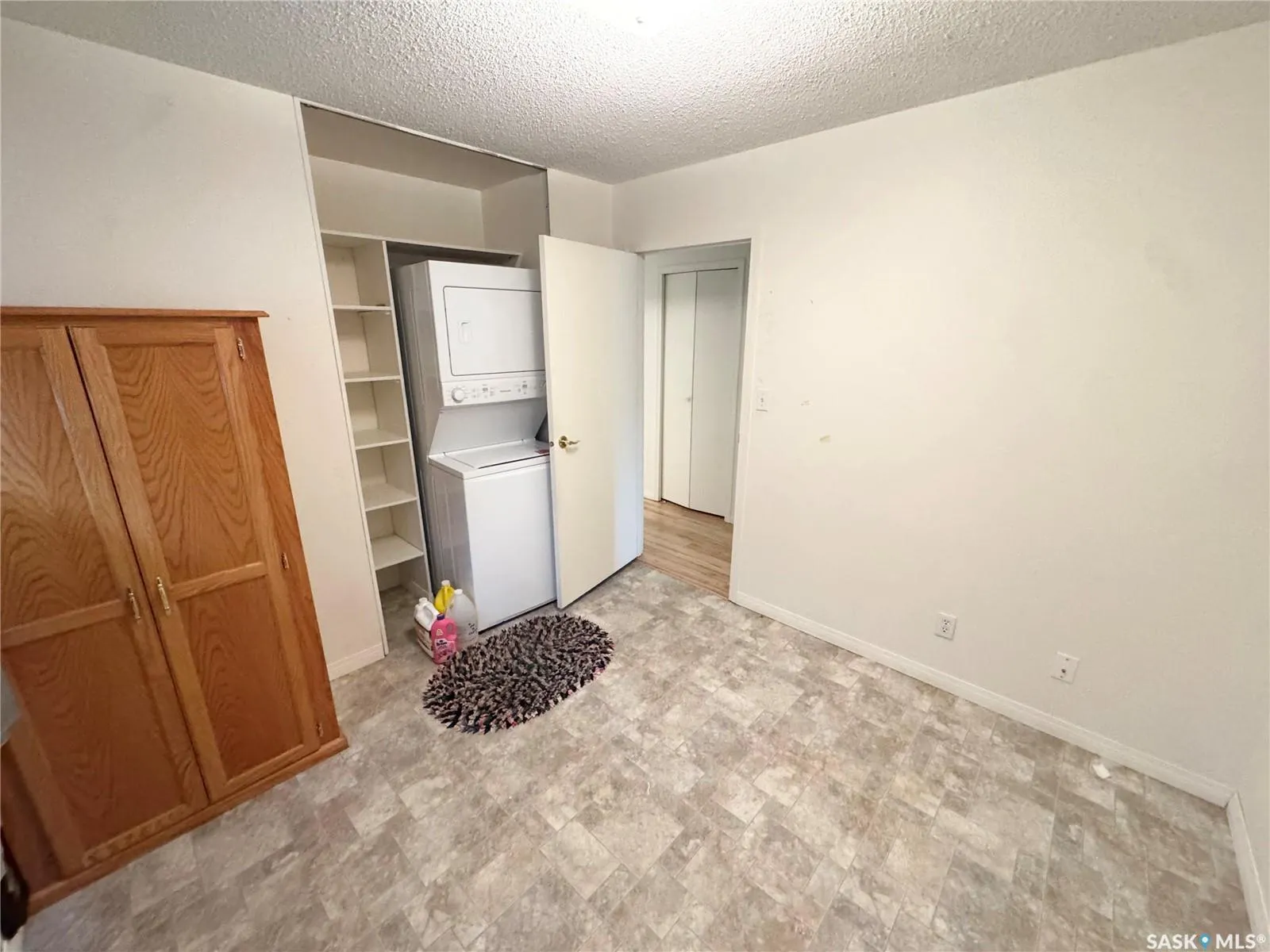 702 Portage AVENUE
