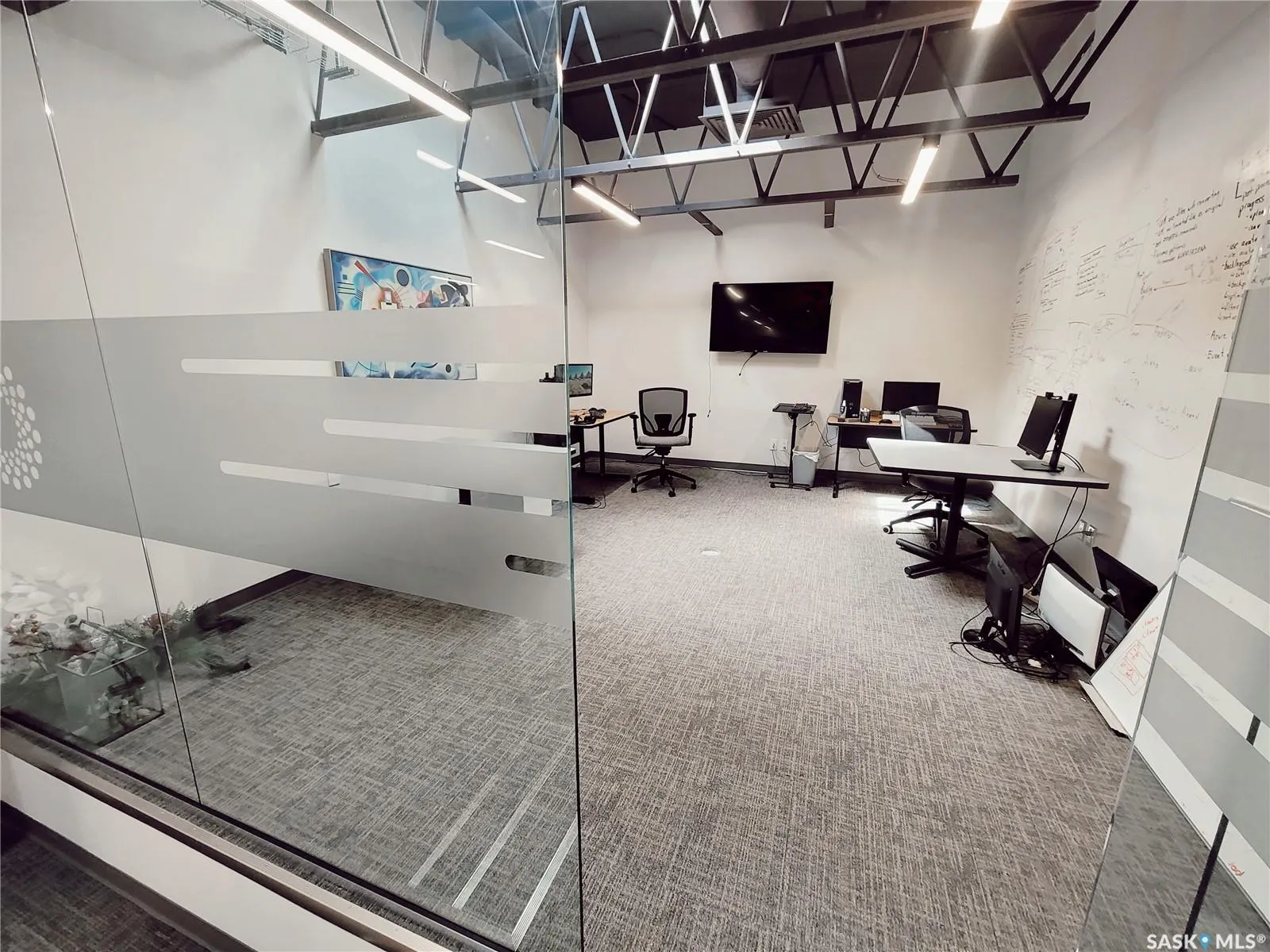 301 Ontario AVENUE, #WAR ROOM