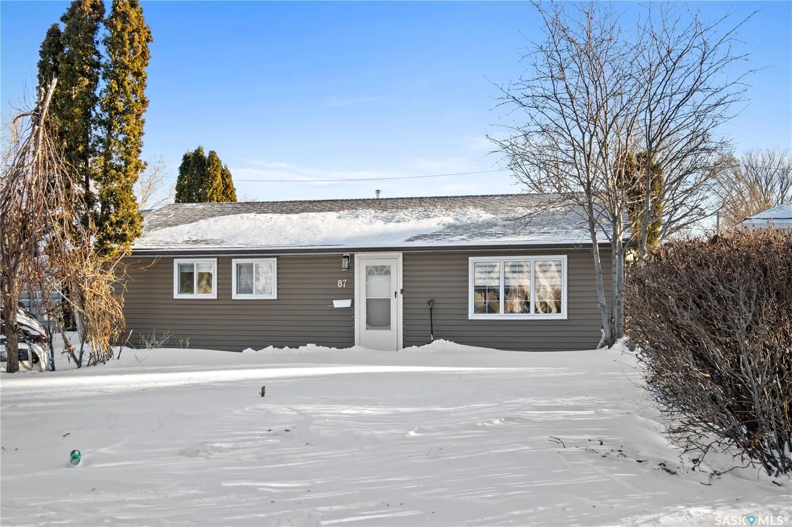 87 Robinson CRESCENT