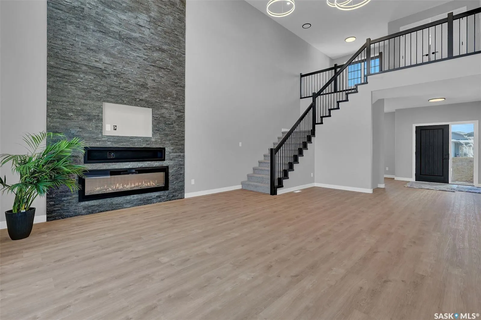 4327 Wild Rose DRIVE