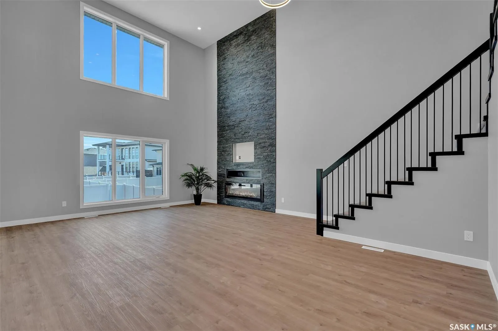 4327 Wild Rose DRIVE