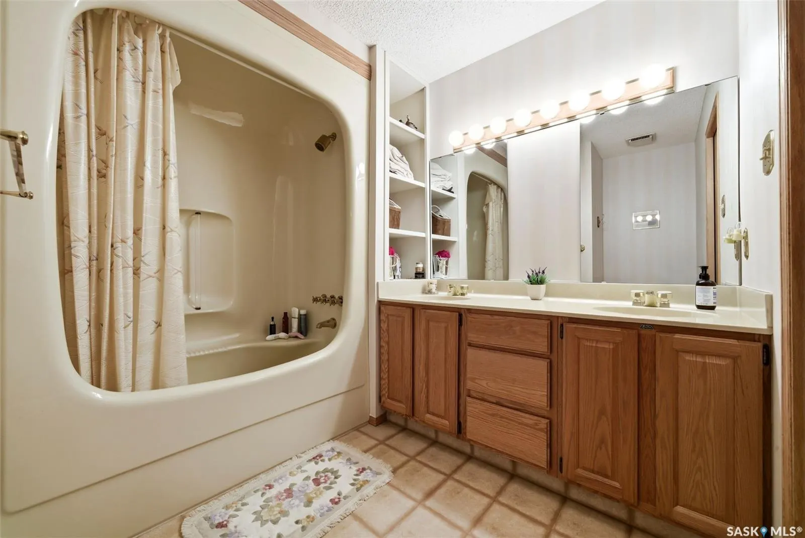 250 Prospect CRESCENT