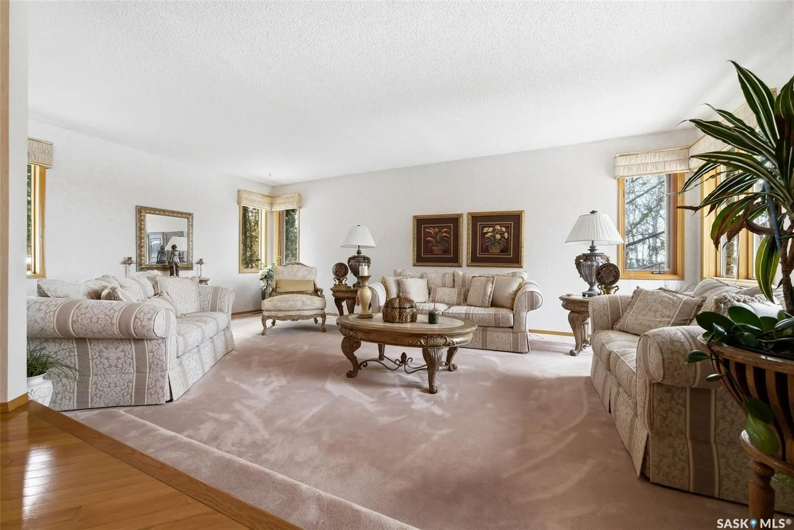 250 Prospect CRESCENT