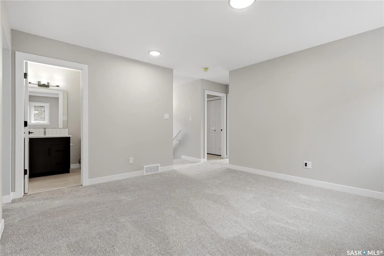 3172 Favel DRIVE
