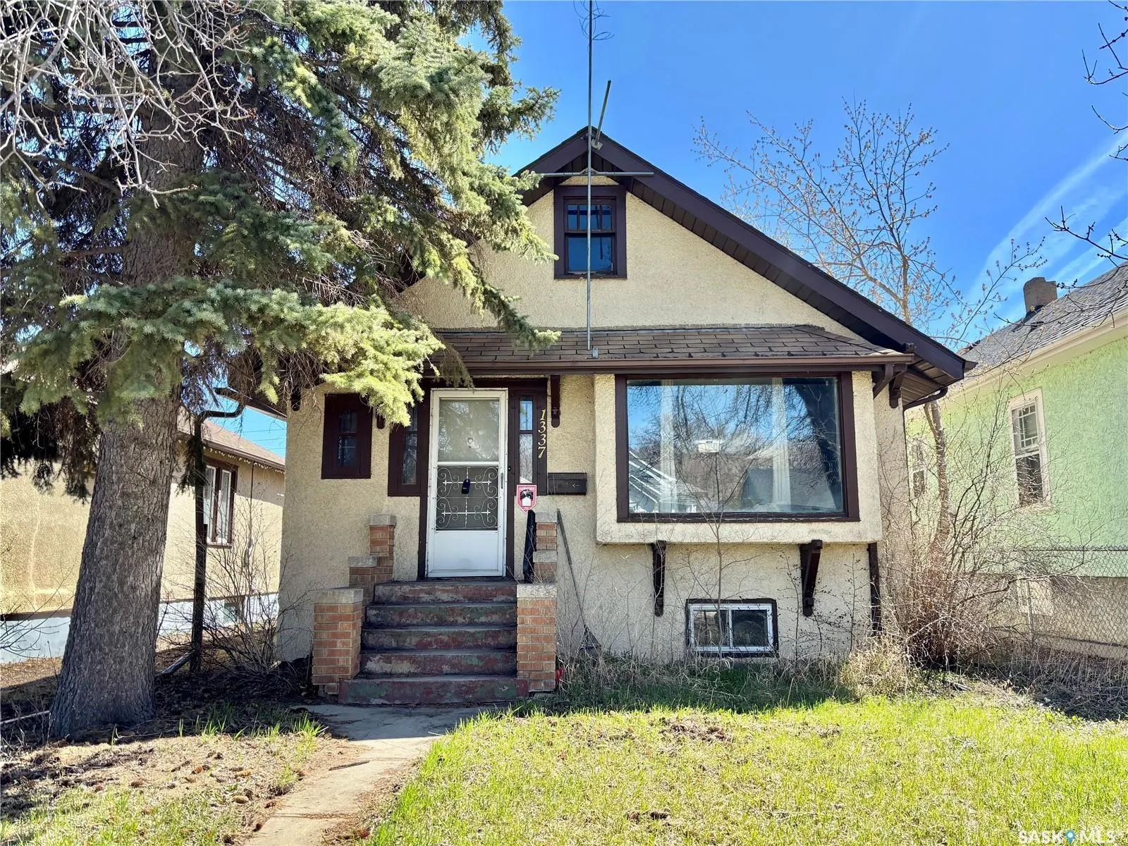 1337 Mctavish STREET