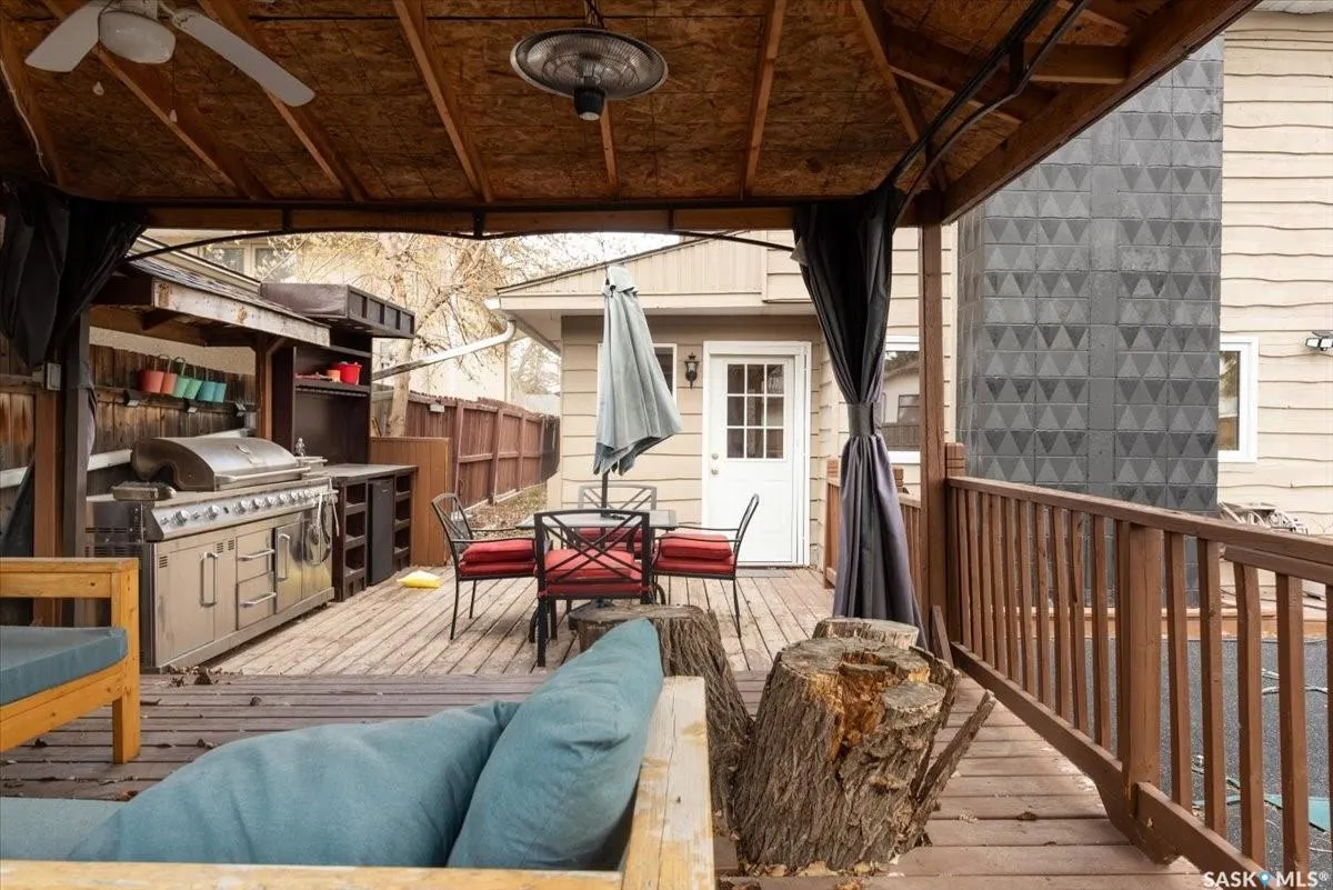 182 Lincoln DRIVE