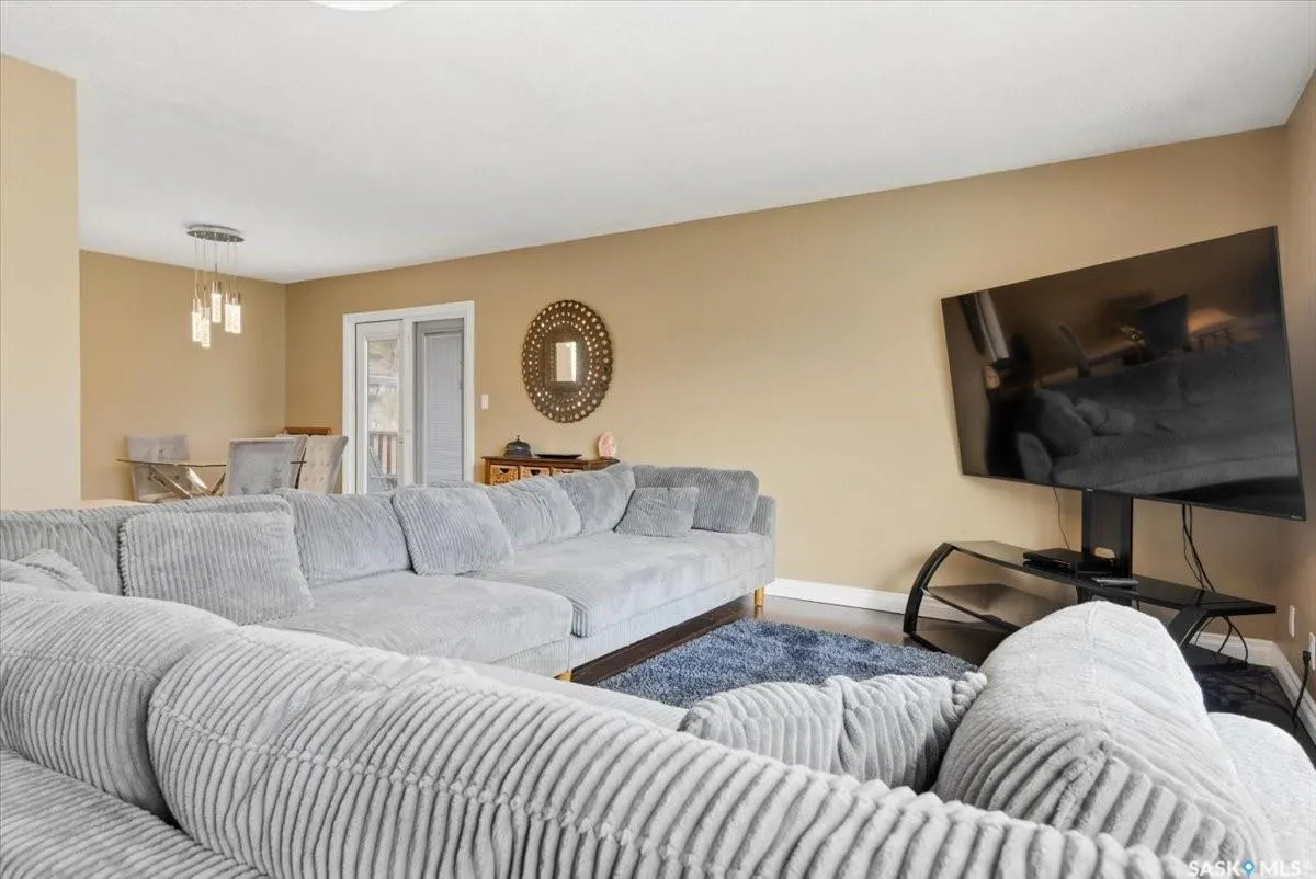 182 Lincoln DRIVE