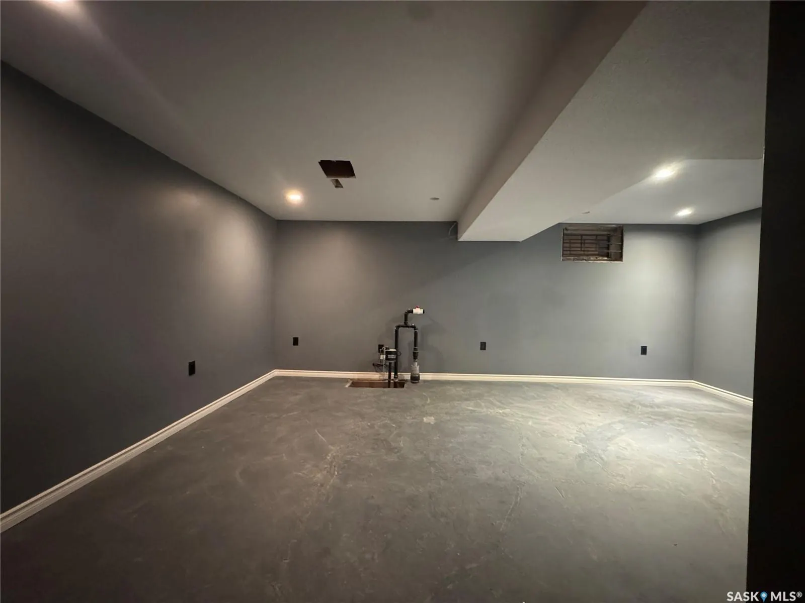 646 Retallack STREET
