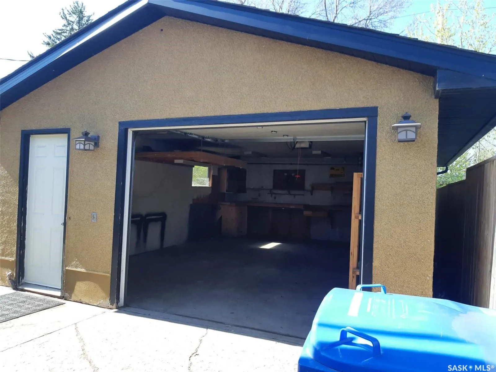 4515 Sherwood DRIVE