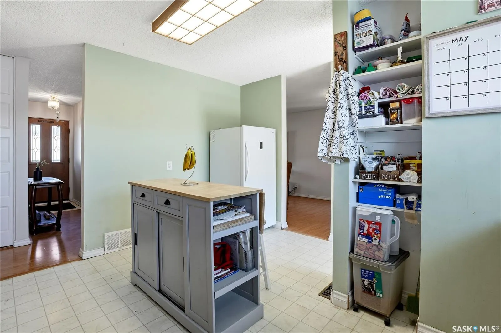 1009 Corman CRESCENT