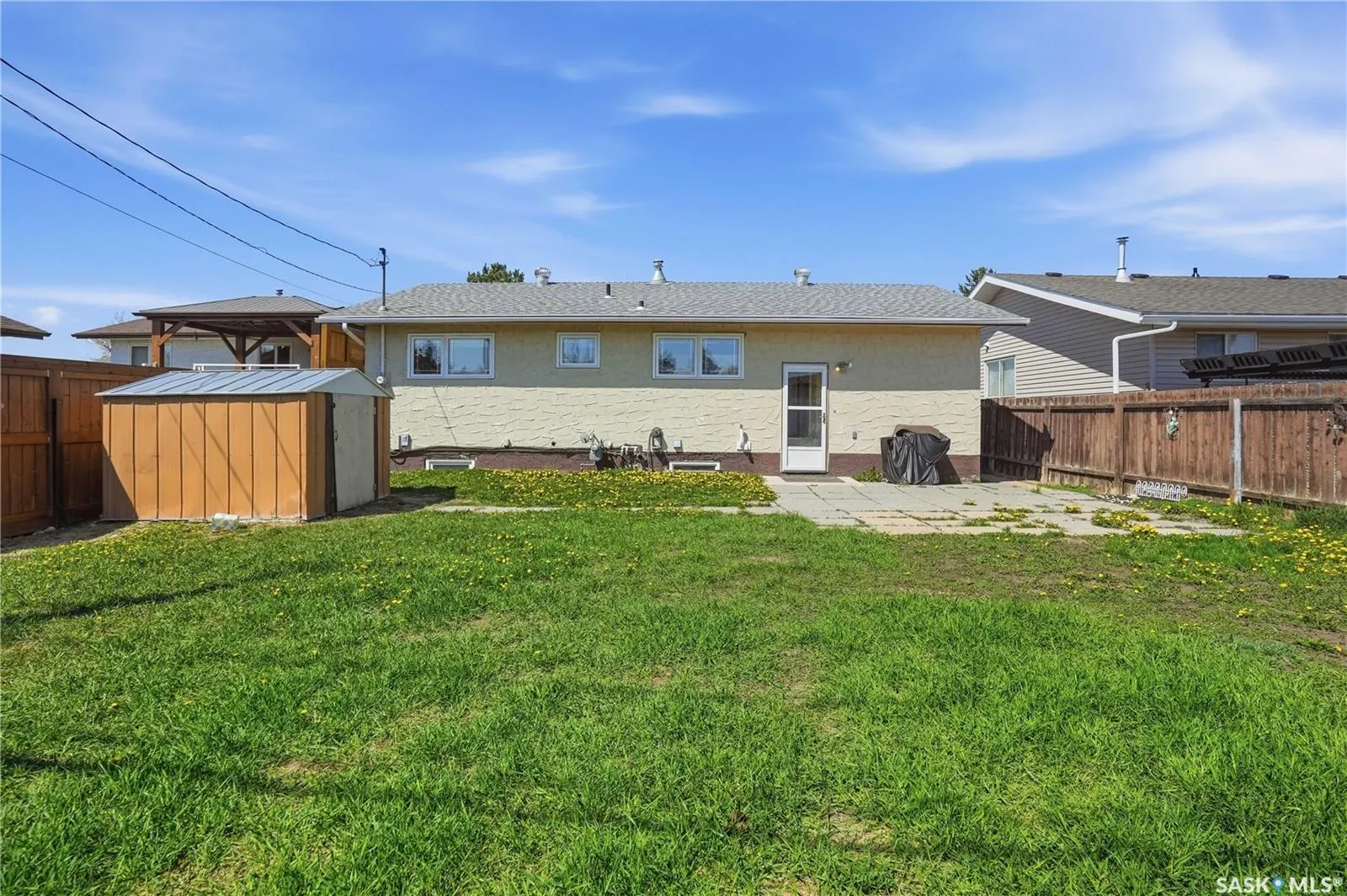 1009 Corman CRESCENT