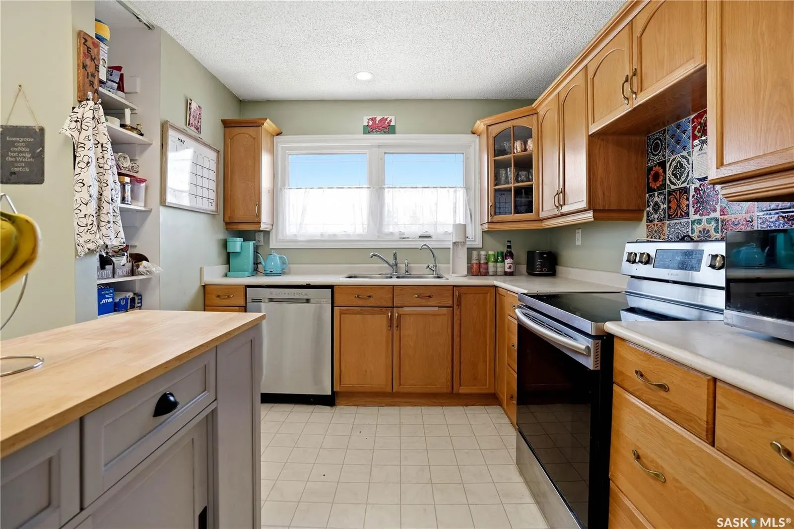 1009 Corman CRESCENT