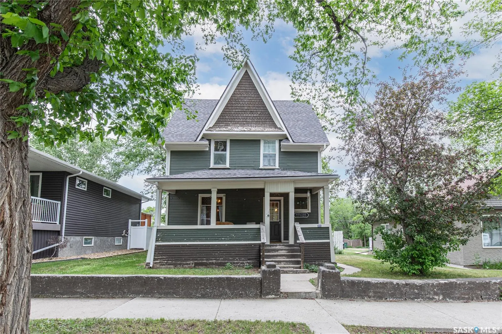 1059 Willow AVENUE