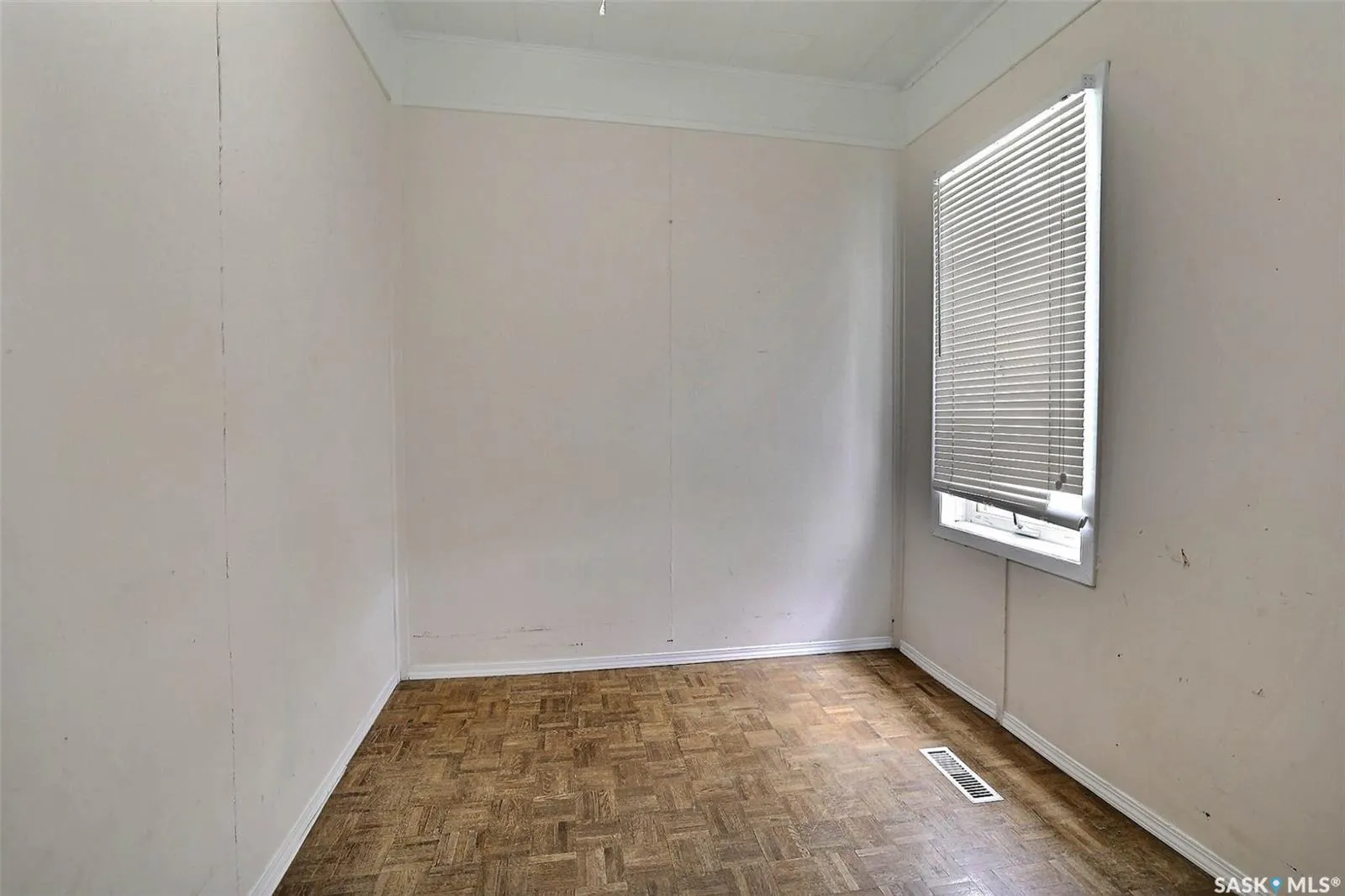 2030 queen STREET