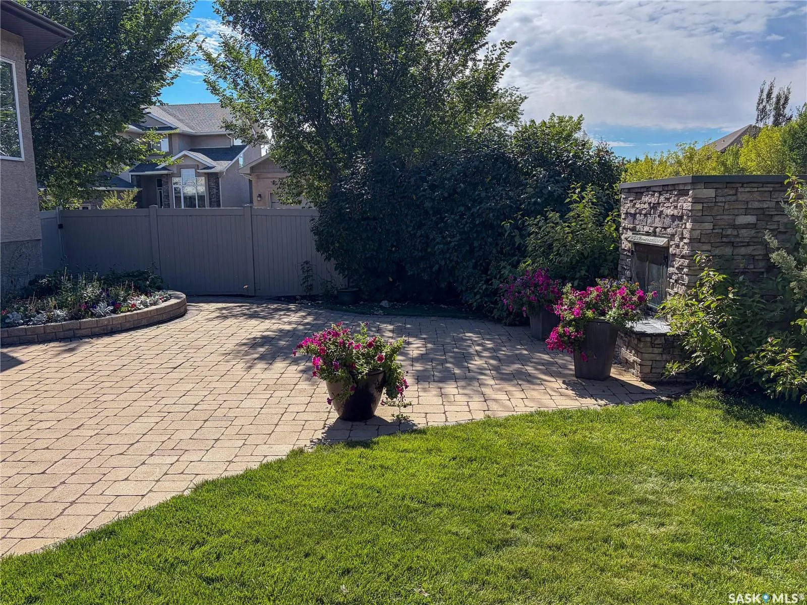 4501 Bergamot BAY E