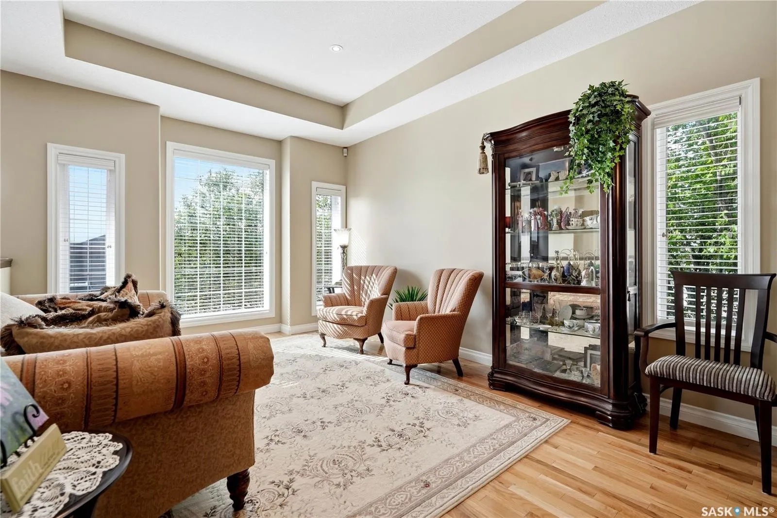 4501 Bergamot BAY E
