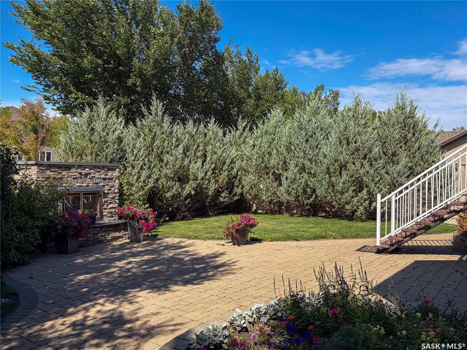 4501 Bergamot BAY E