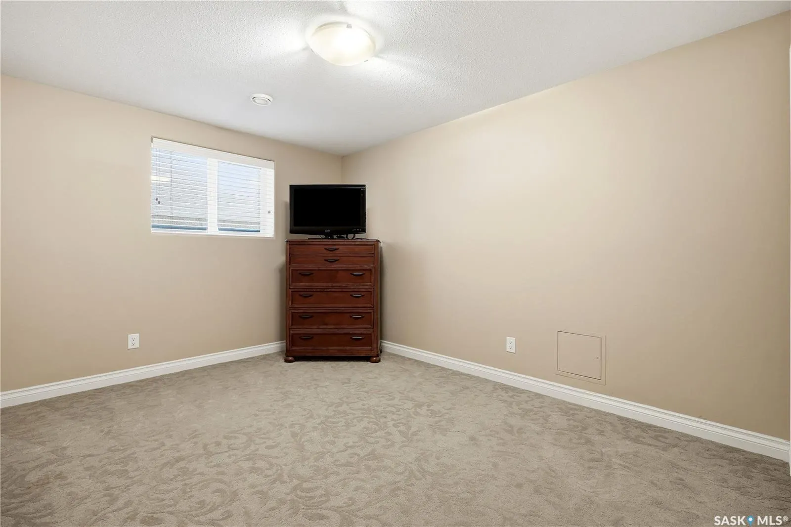 4501 Bergamot BAY E