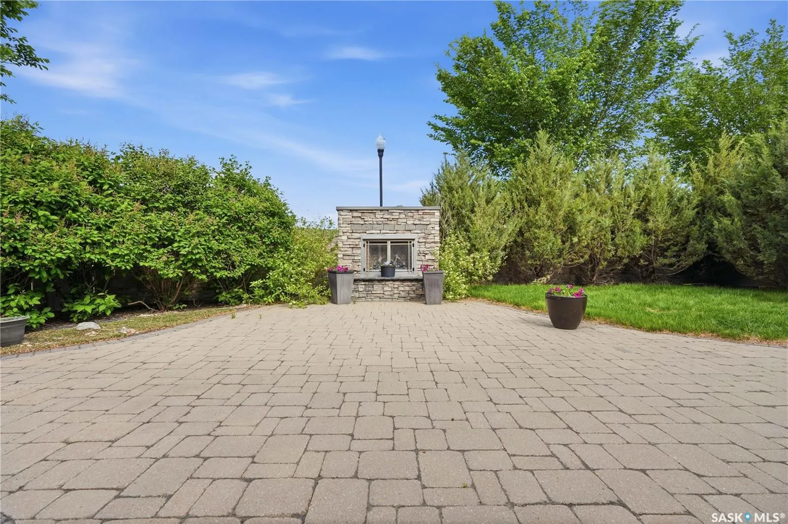 4501 Bergamot BAY E