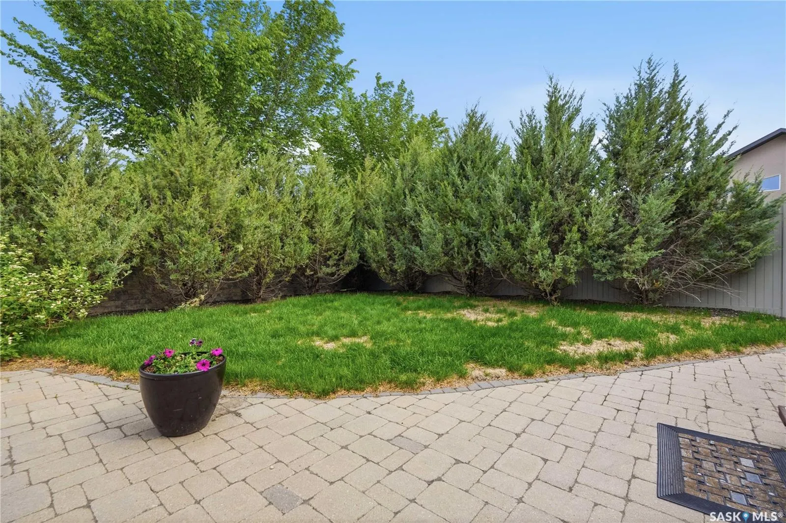 4501 Bergamot BAY E
