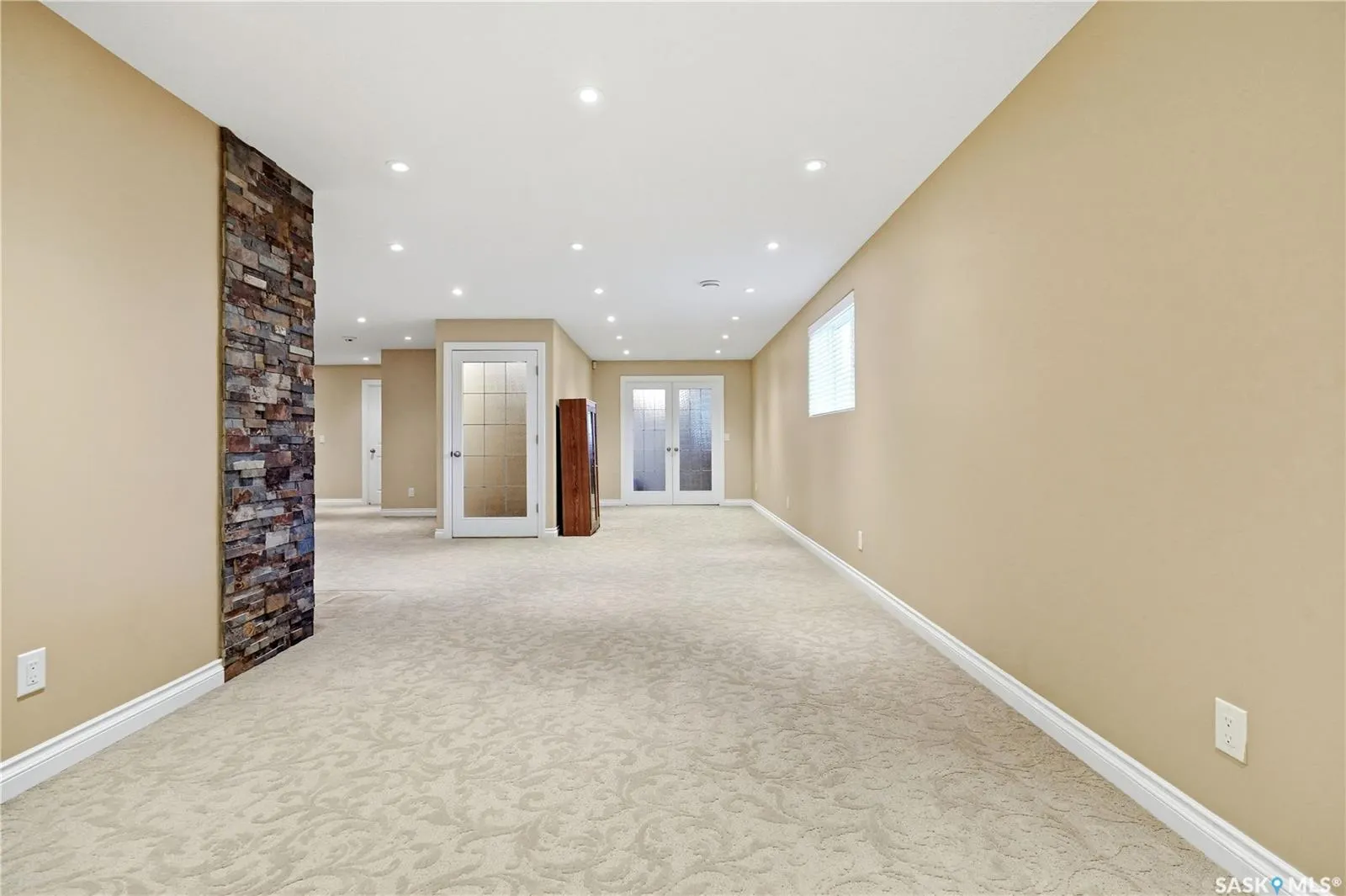 4501 Bergamot BAY E