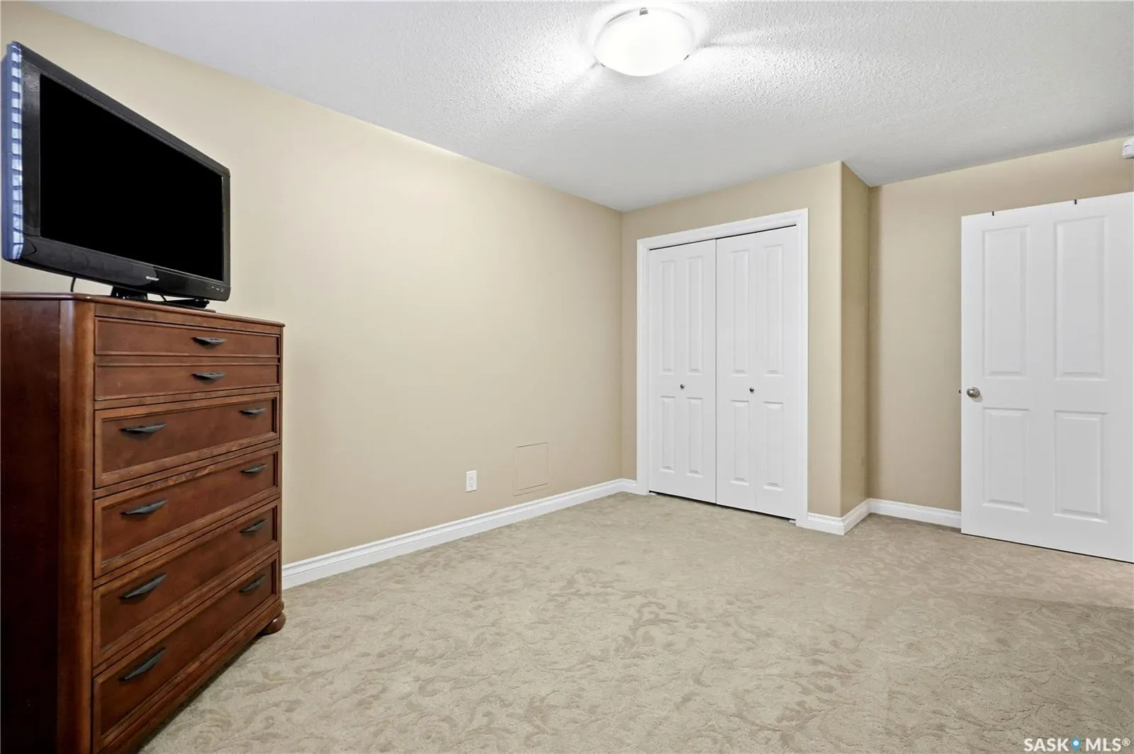 4501 Bergamot BAY E