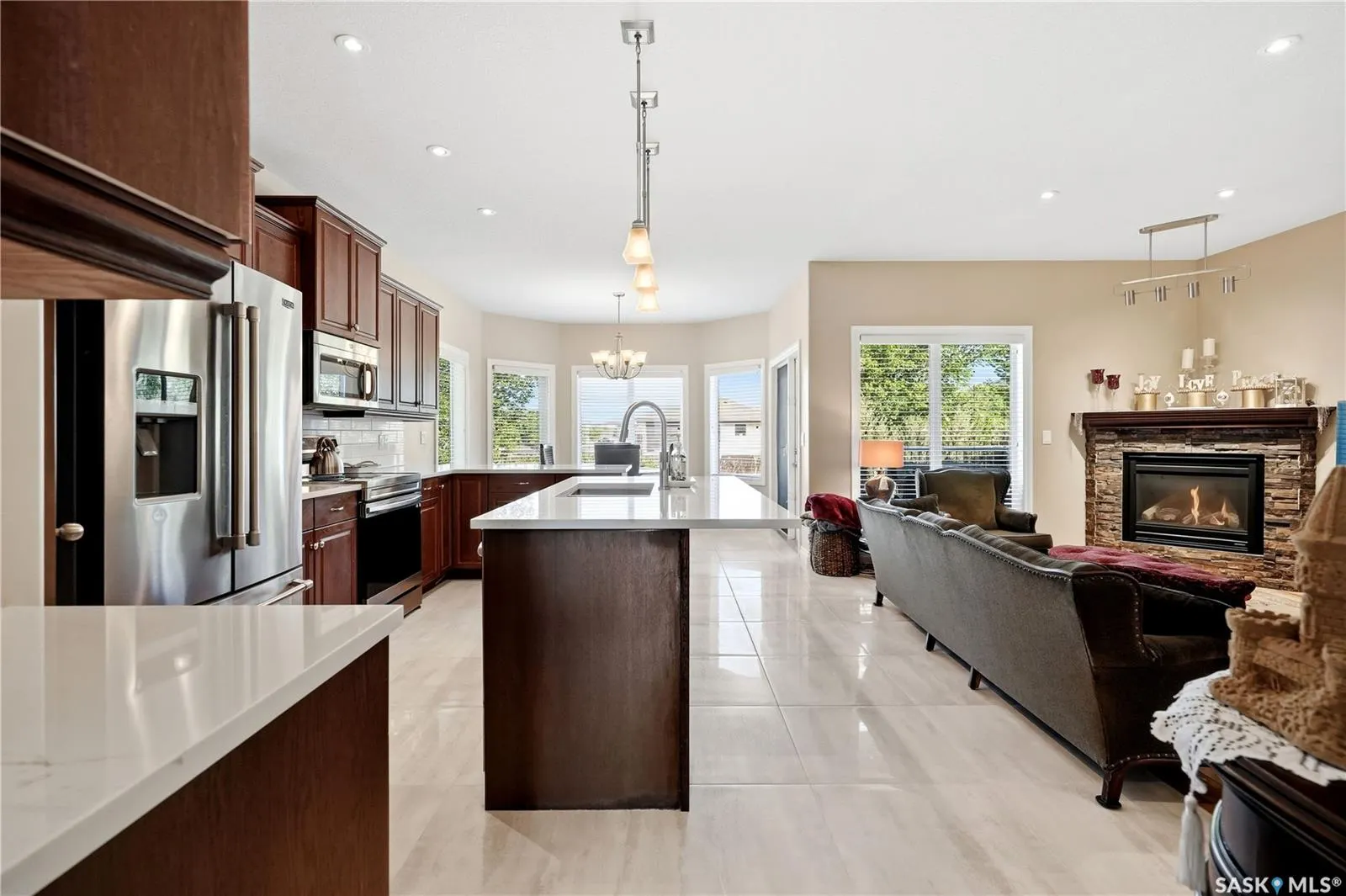 4501 Bergamot BAY E