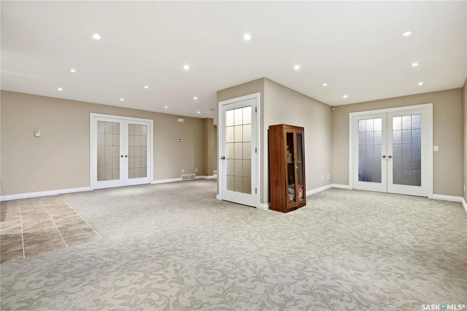4501 Bergamot BAY E