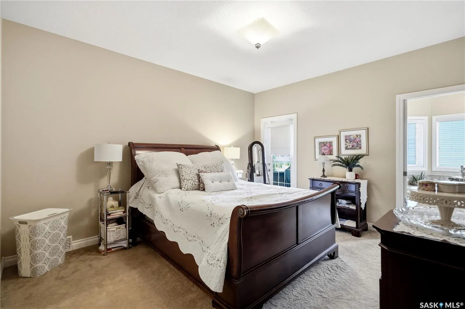 4501 Bergamot BAY E