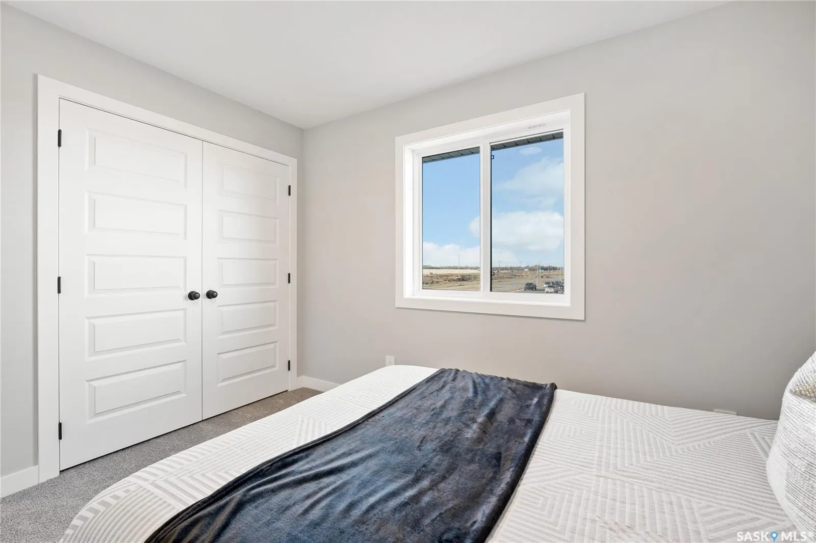 10 Vancouver CRESCENT