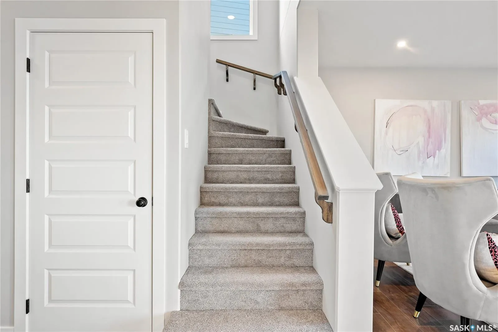 10 Vancouver CRESCENT