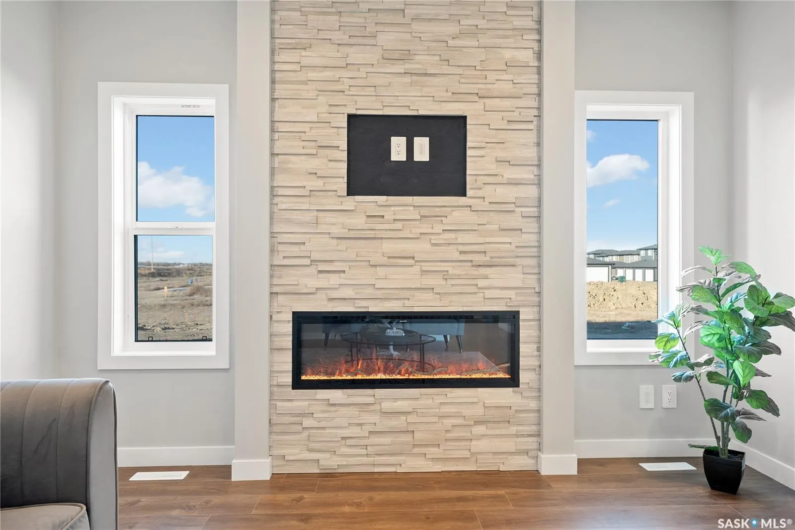 10 Vancouver CRESCENT
