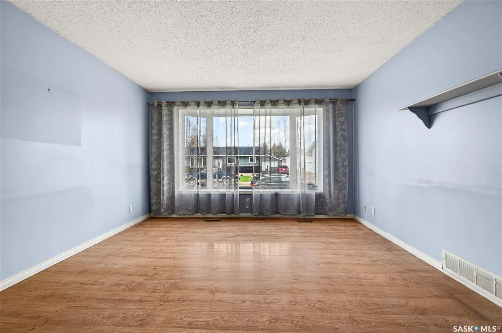 29 Edelweiss CRESCENT
