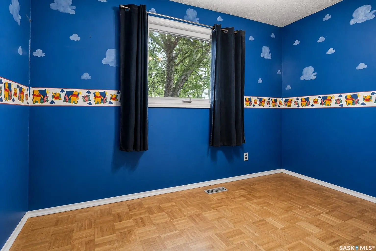 29 Edelweiss CRESCENT