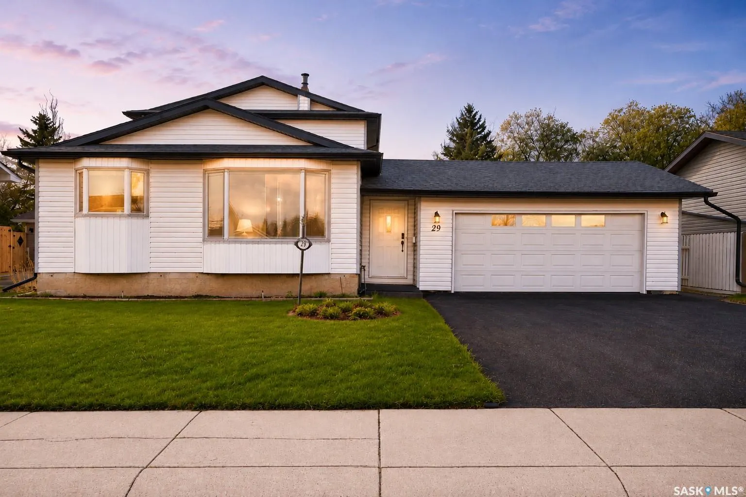 29 Edelweiss CRESCENT