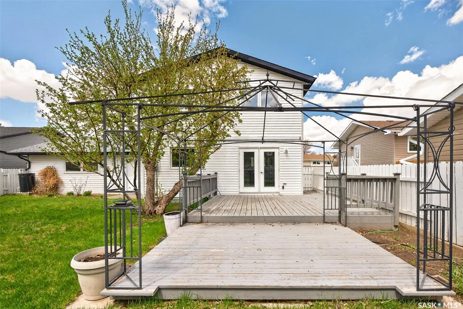 29 Edelweiss CRESCENT