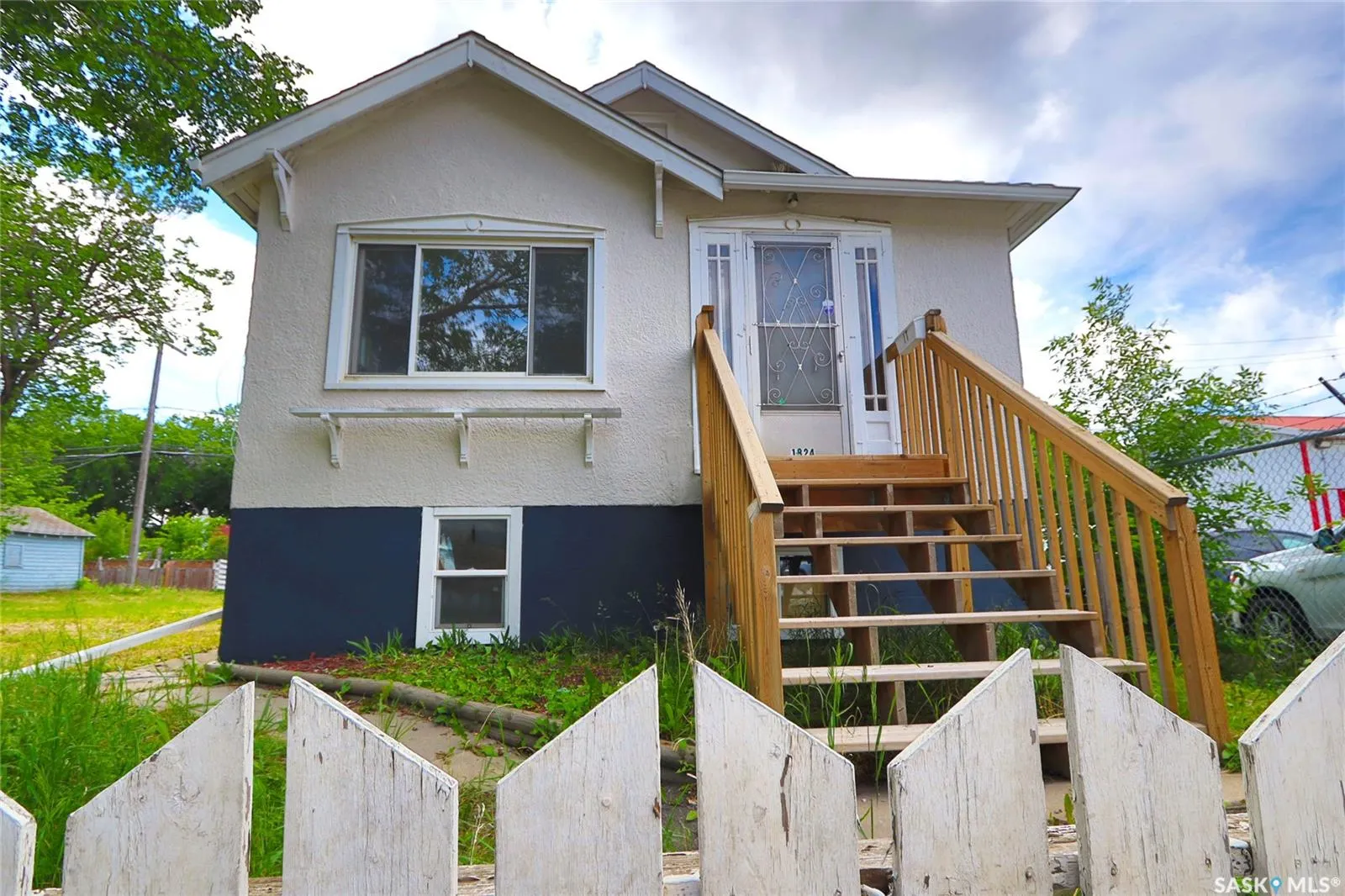 1824 Winnipeg STREET #A&B