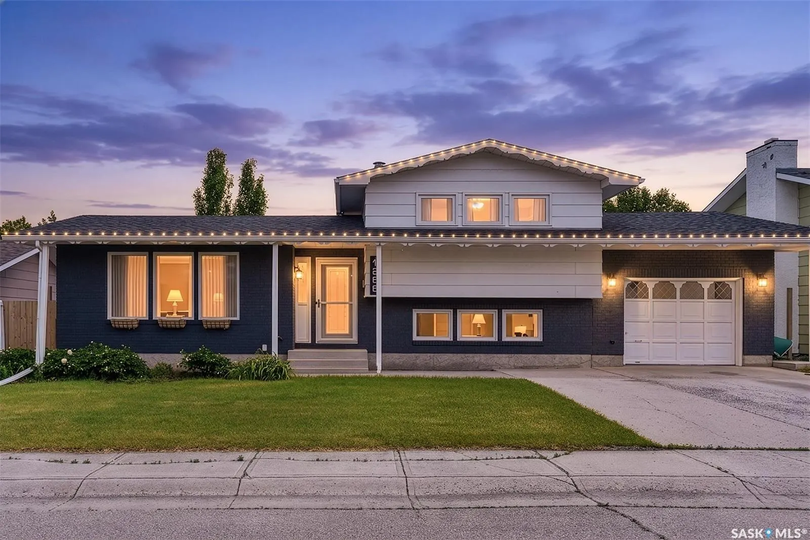 1266 Maybery CRESCENT