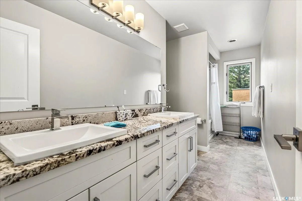 3426 Foster BAY