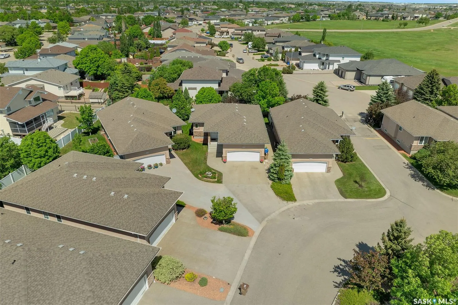 10220 Wascana ESTATES