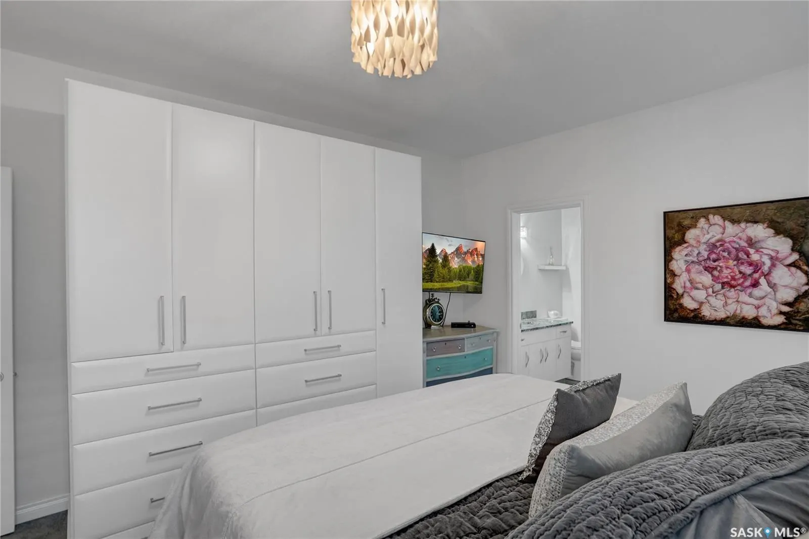10220 Wascana ESTATES