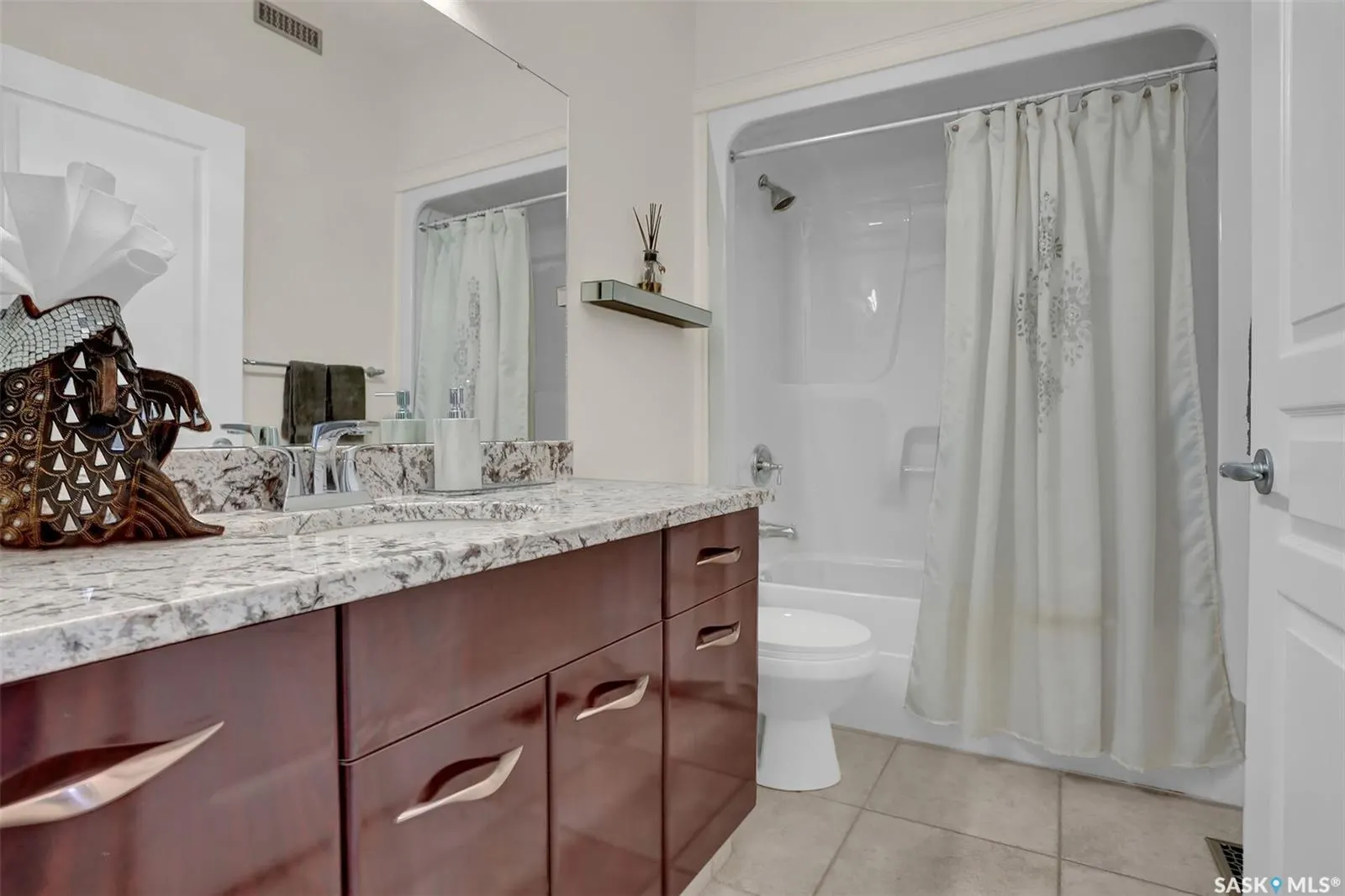 10220 Wascana ESTATES