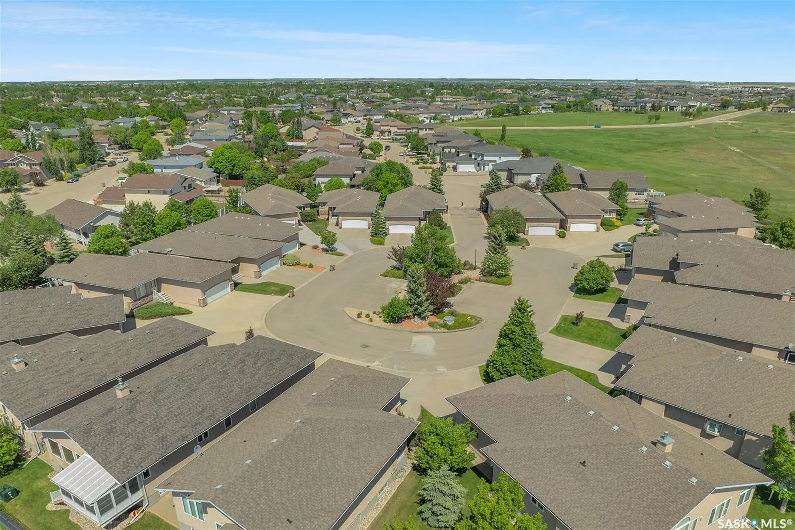 10220 Wascana ESTATES