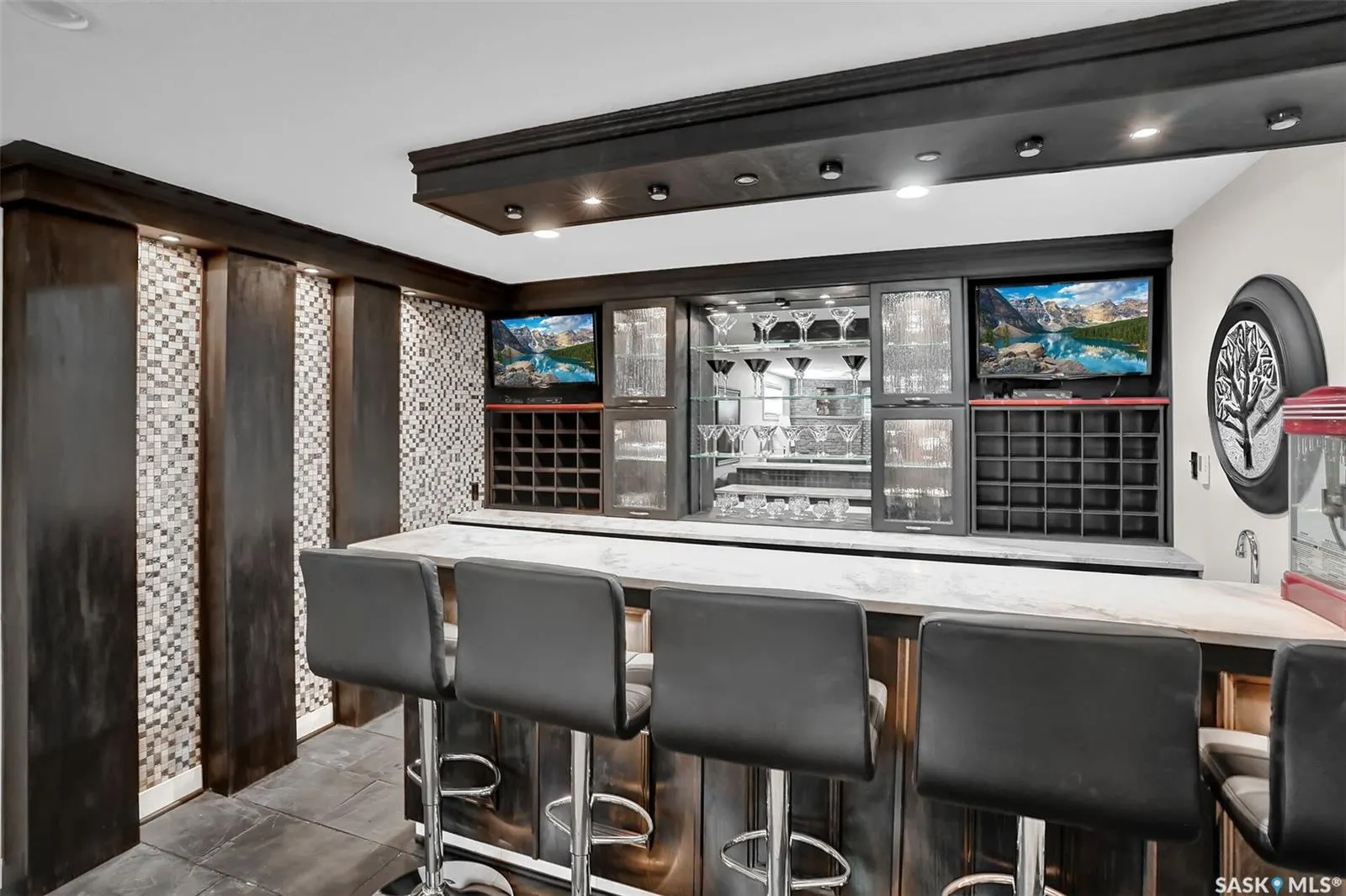 10220 Wascana ESTATES