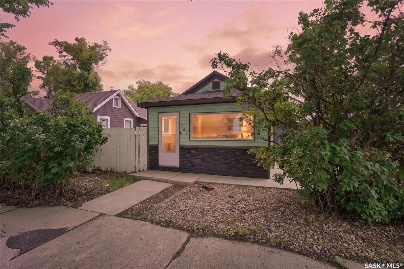 965 Stadacona STREET W