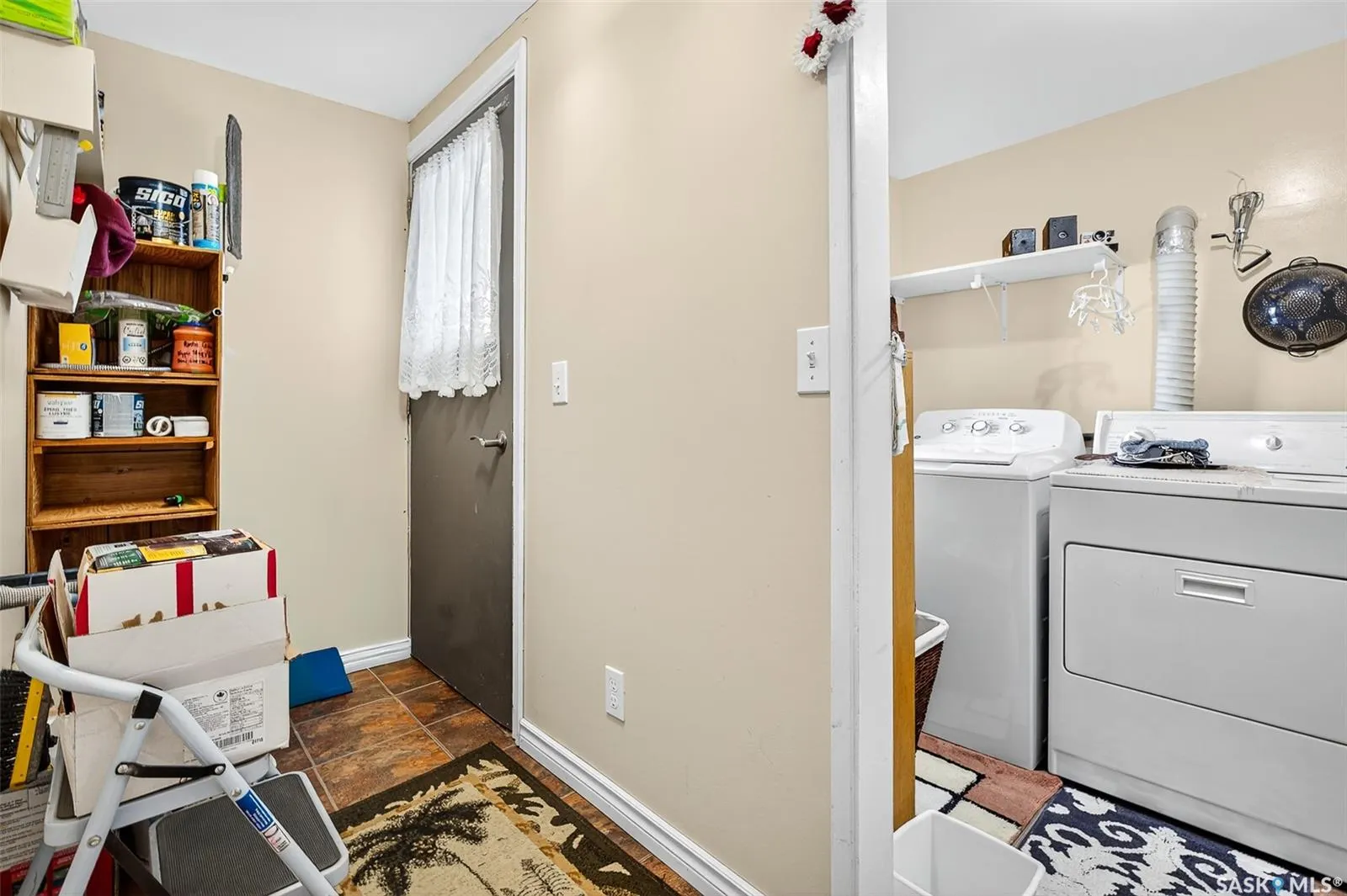 #B19       1455 9th AVENUE NE