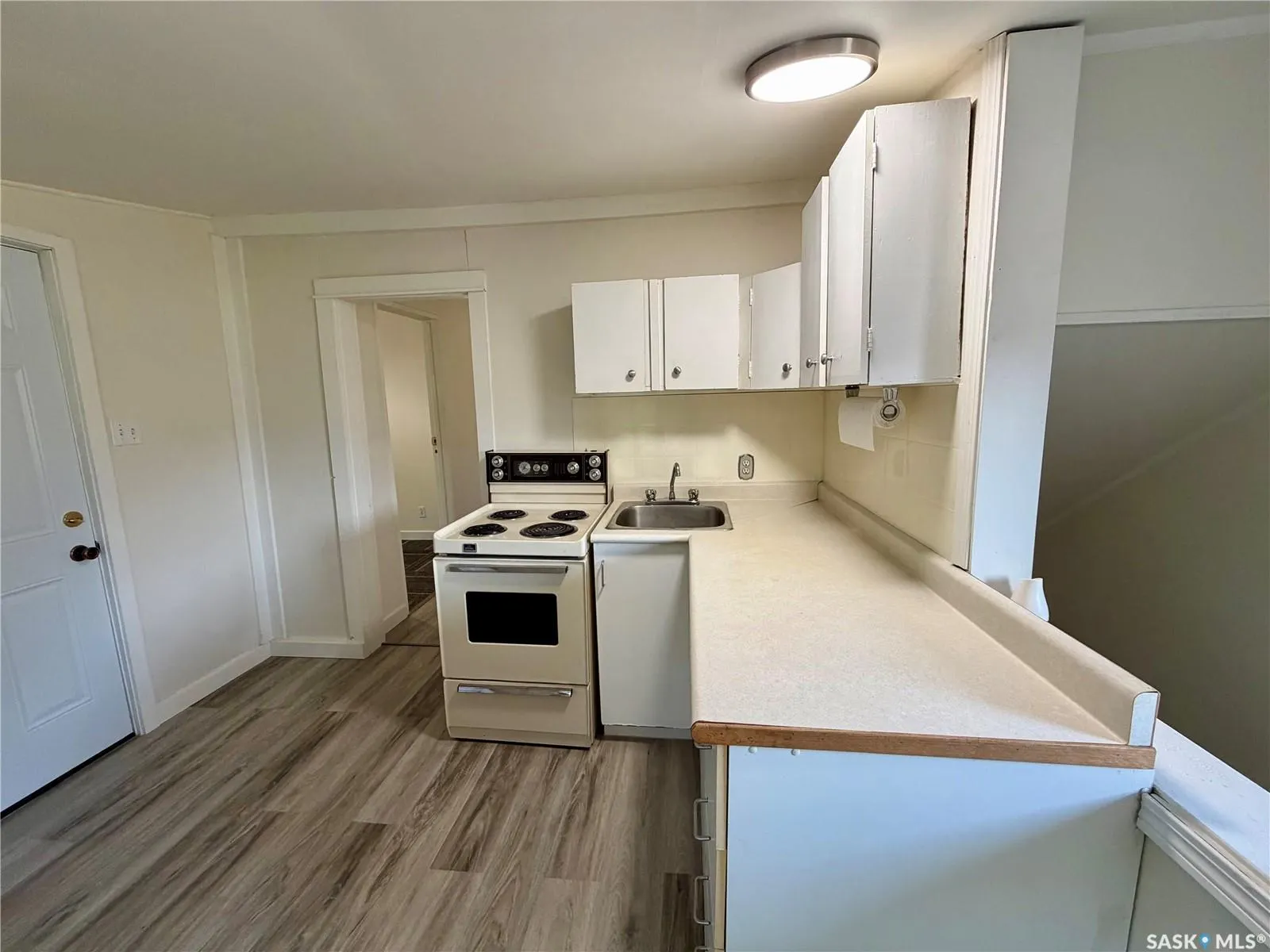 913 Stadacona STREET W
